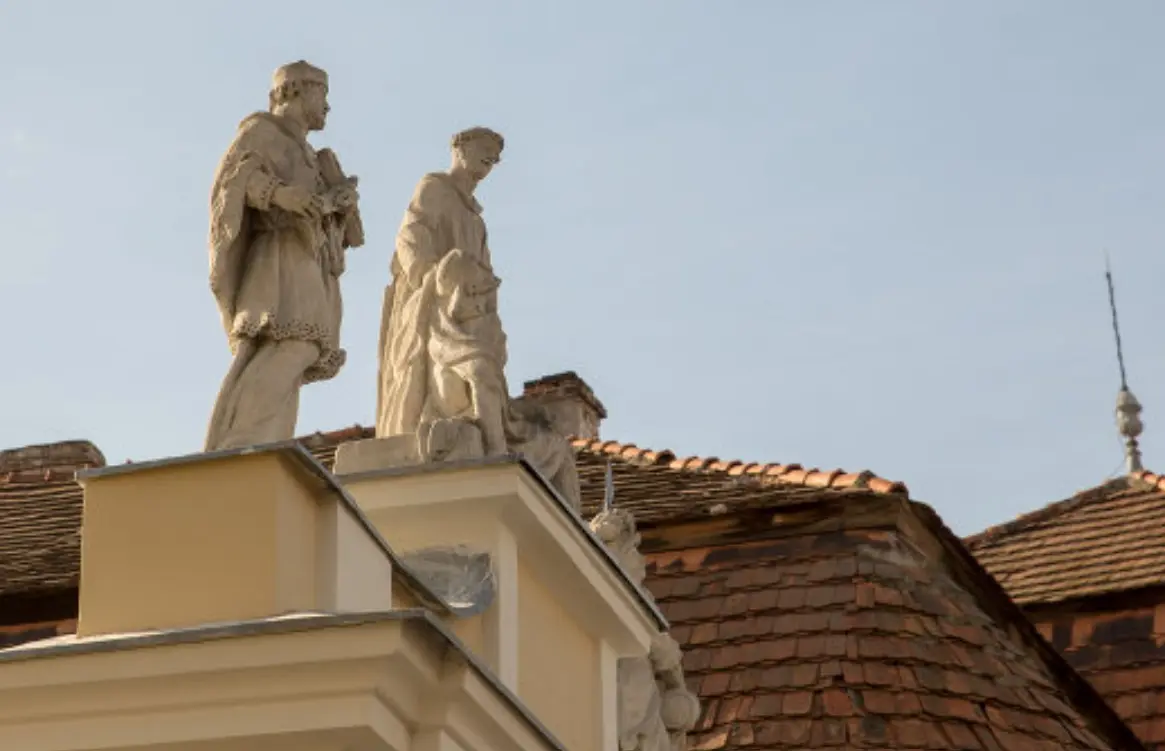 Spitalul Mizericordienilor din Oradea - al doilea spital din Romania Spitalul Mizericordienilor din Oradea - al doilea spital din Romania