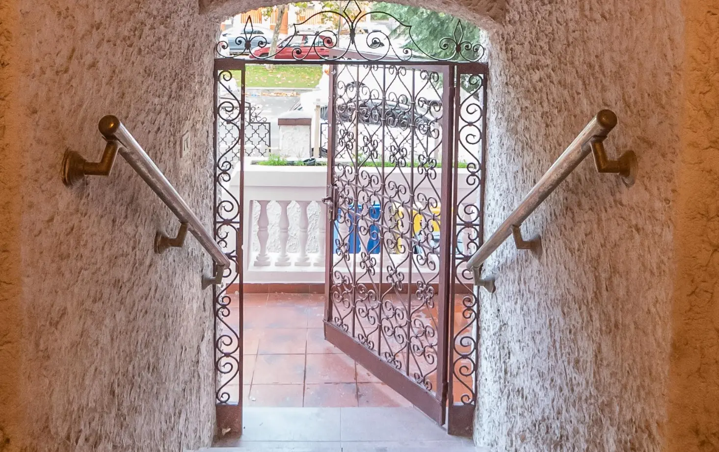 Casa Poetului din București, str. cpt. av. Niculaie Drossu