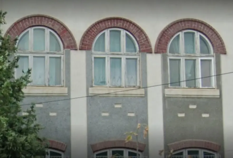 Școala primară de Fete și Băieți din Bârlad, Vaslui Școală primară de Fete și Băieți din Bârlad, Vaslui