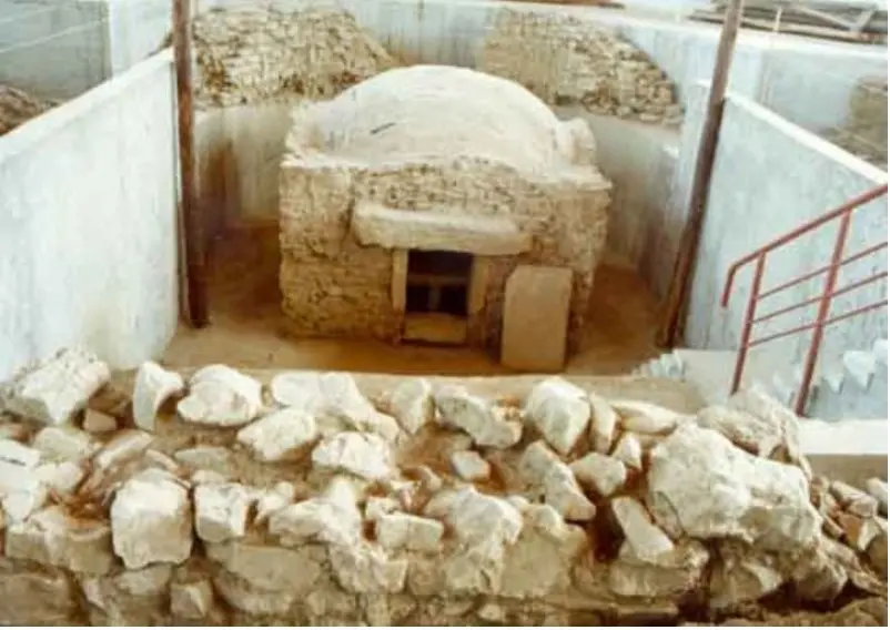 Bazilica paleocreștină cu criptă din Niculițel, Tulcea Bazilica paleocreștină cu criptă din Niculițel, Tulcea