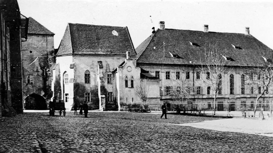 Liceul Samuel von Brukenthal din Sibiu