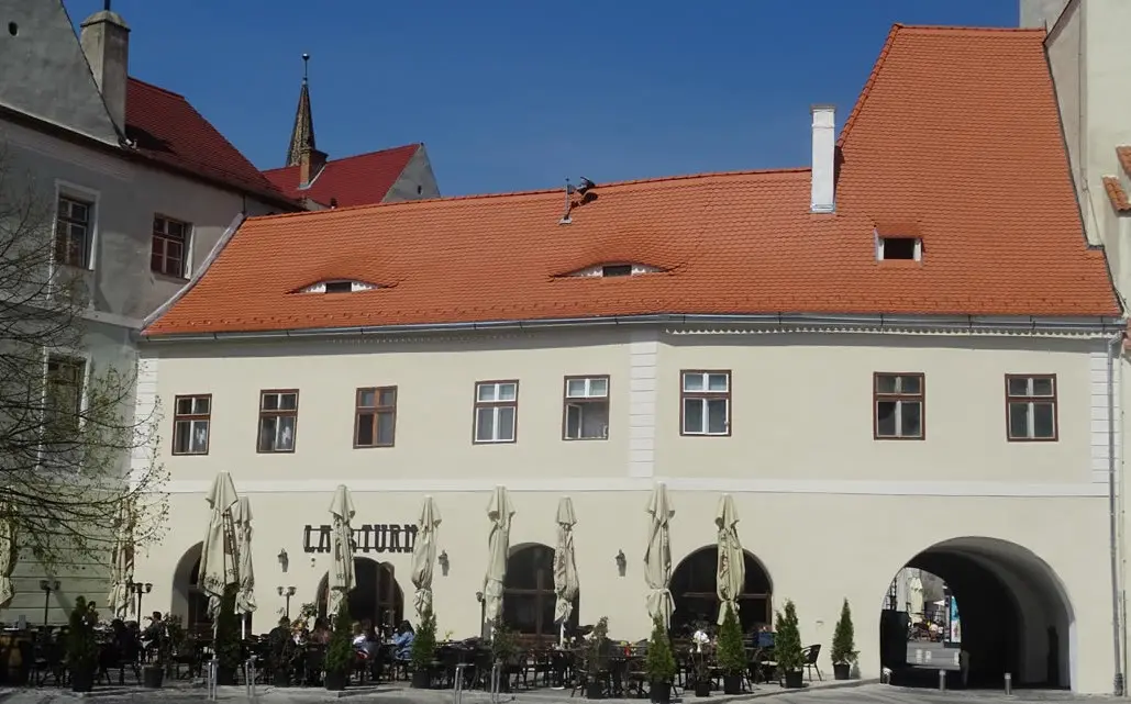Casă veche din Sibiu, Piața Mică, nr. 2
