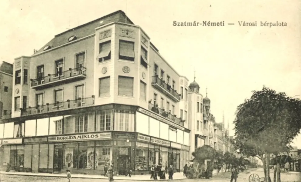 Casa Albă din Satu Mare, piața Libertății