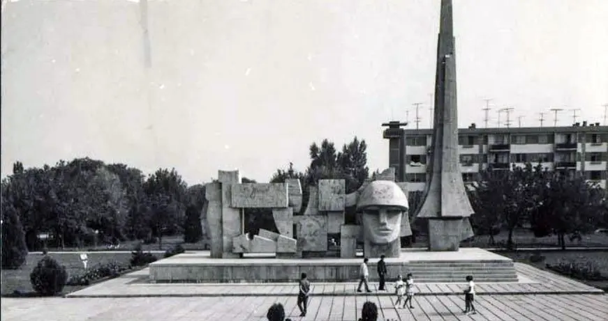 Monumentul ostașului român din Carei, Satu Mare