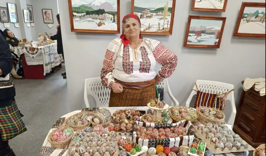Aurica Aneci - meșterița încondeierii ouălor din Paltinu, Suceava