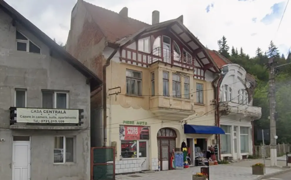 Casa cu parter comercial Ion Vasilescu din Azuga, Prahova
