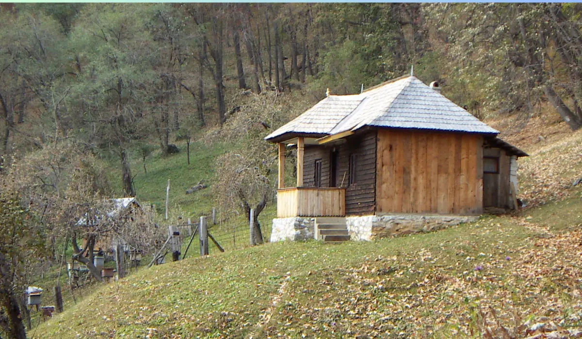 Schitul Sfinții Arhangheli Mihail și Gavriil, Cioclovina de Jos, Gorj