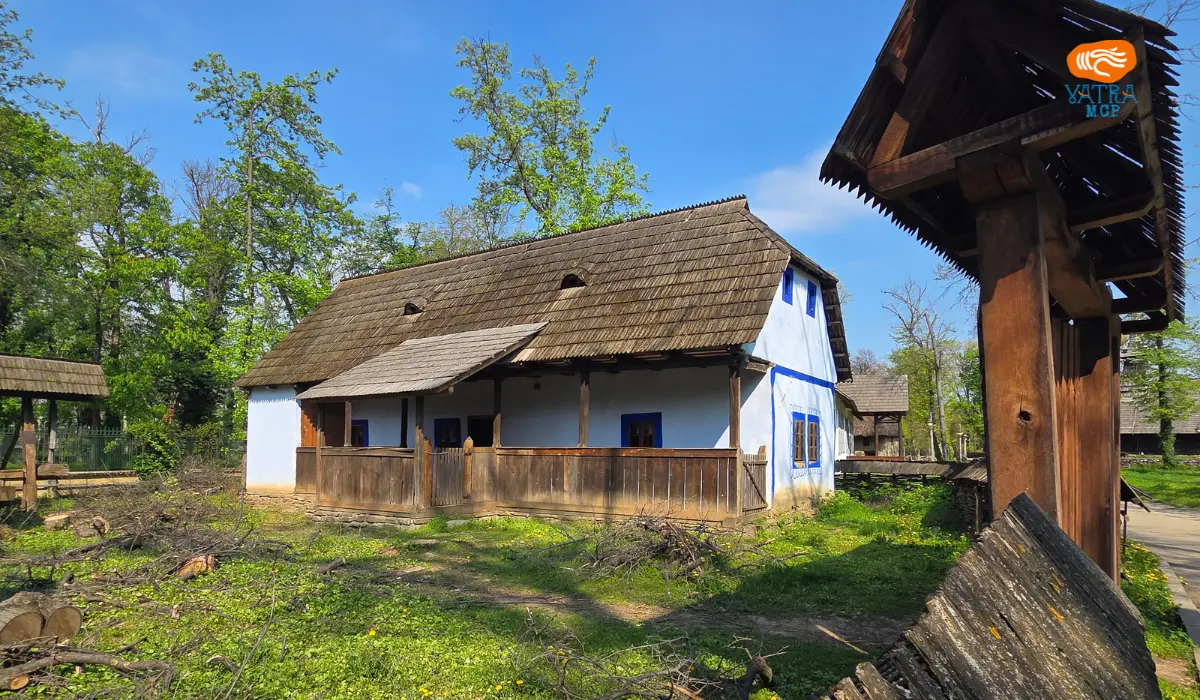 Gospodărie și casă tradițională din Câmpanii de Sus, Bihor (secolul al XIX-lea)