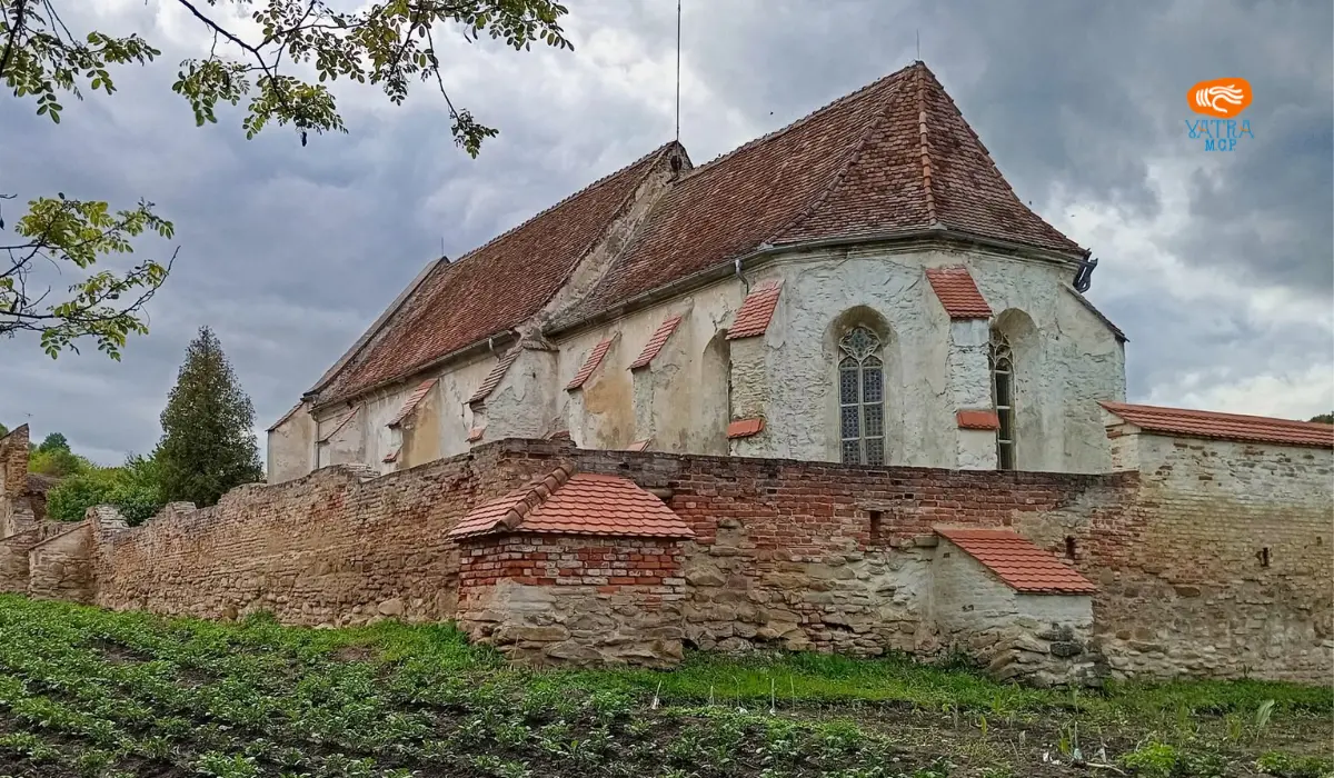 Biserica fortificată din Moardăș