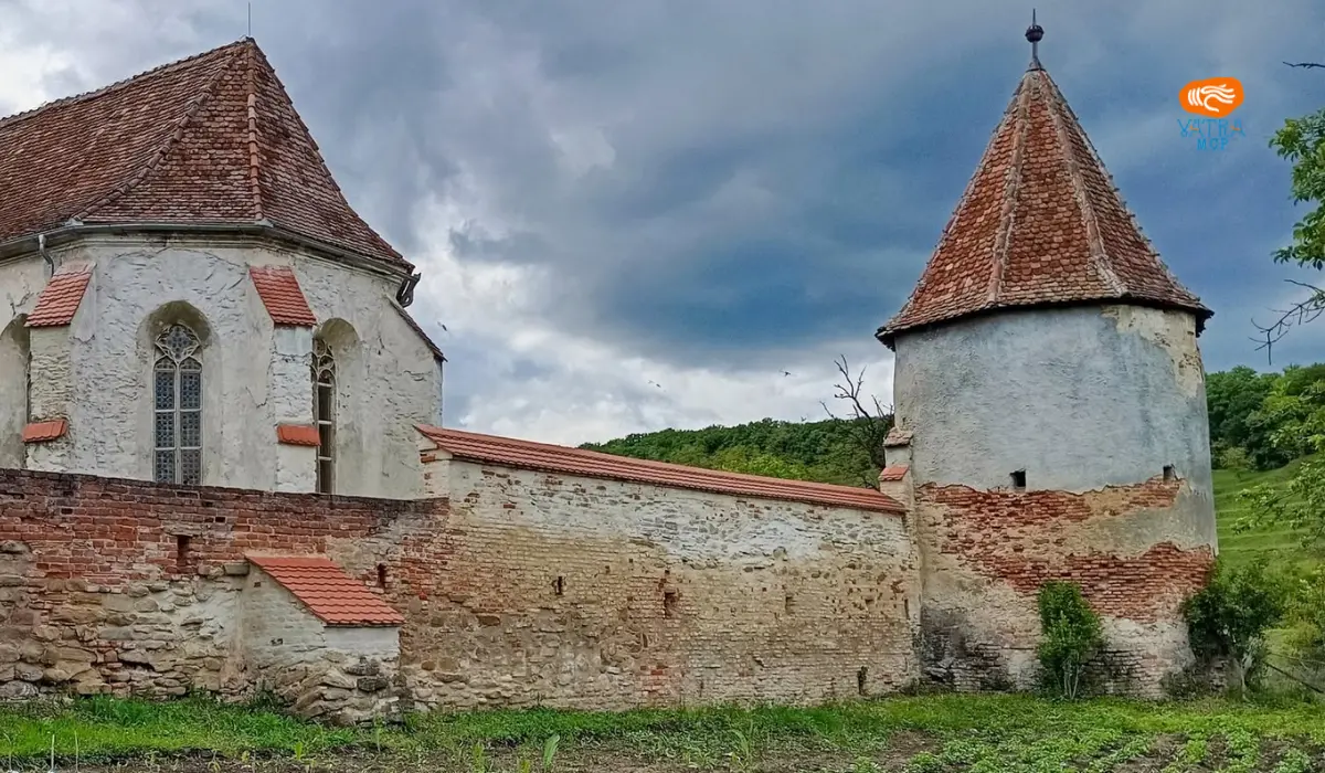 Biserica fortificată din Moardăș