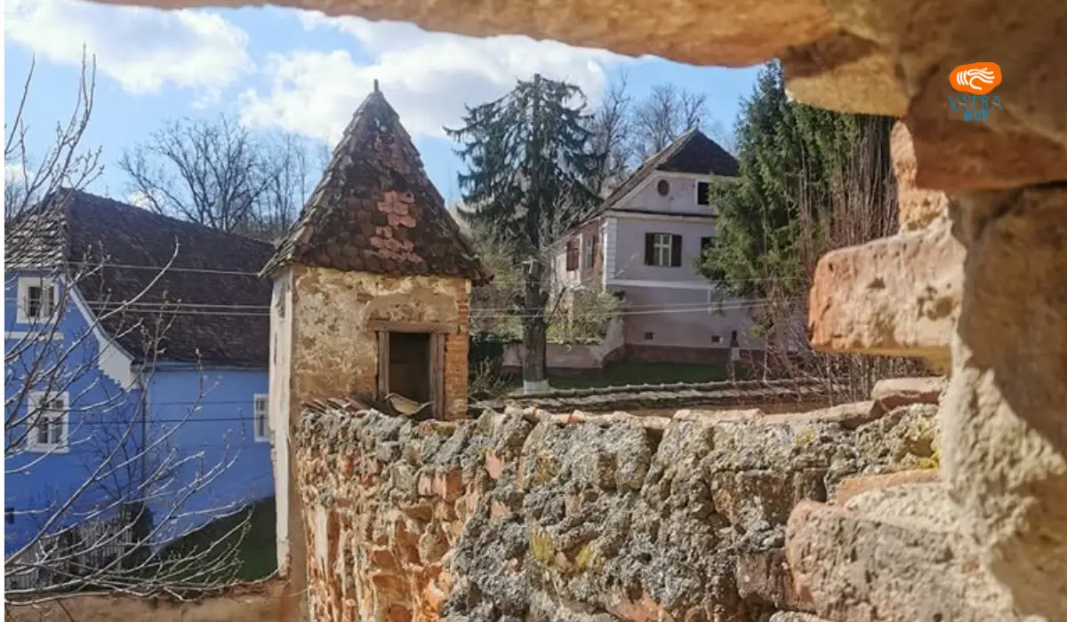 Biserica fortificată din Moșna