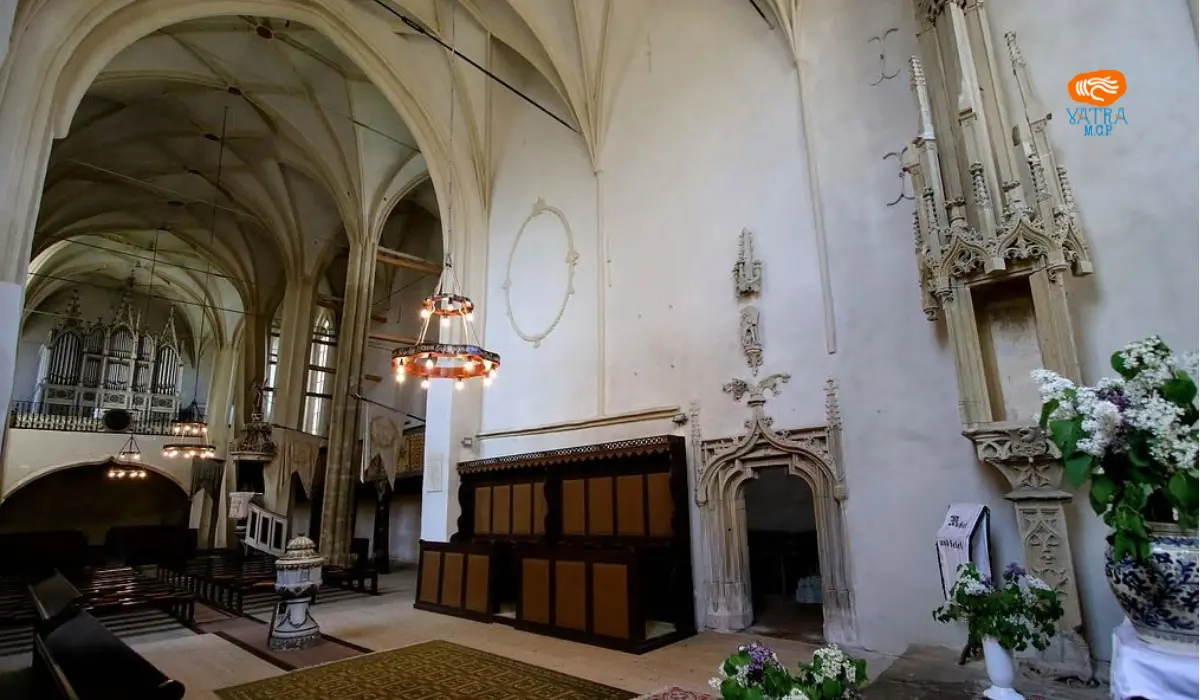 Biserica fortificată din Moșna