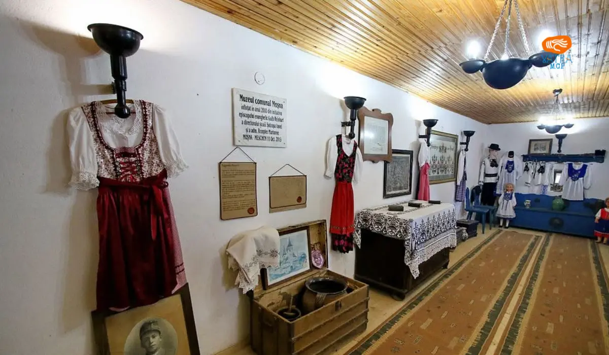 Biserica fortificată din Moșna