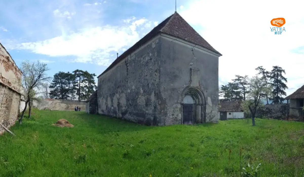 Biserica fortificată din Ungra