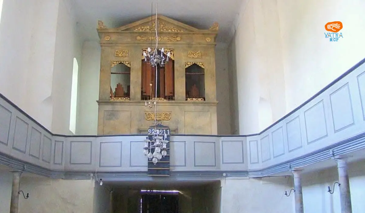 Biserica fortificată din Ungra
