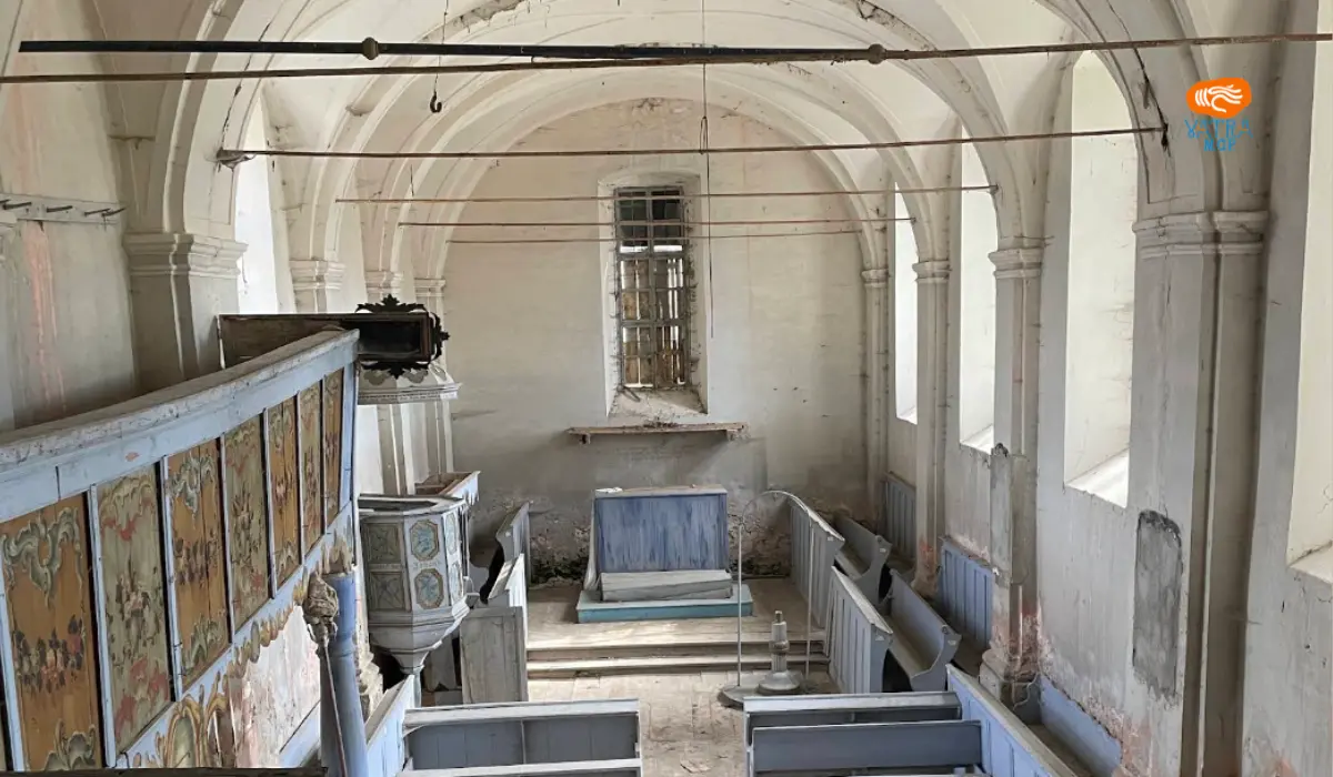 Biserica fortificată din Vărd