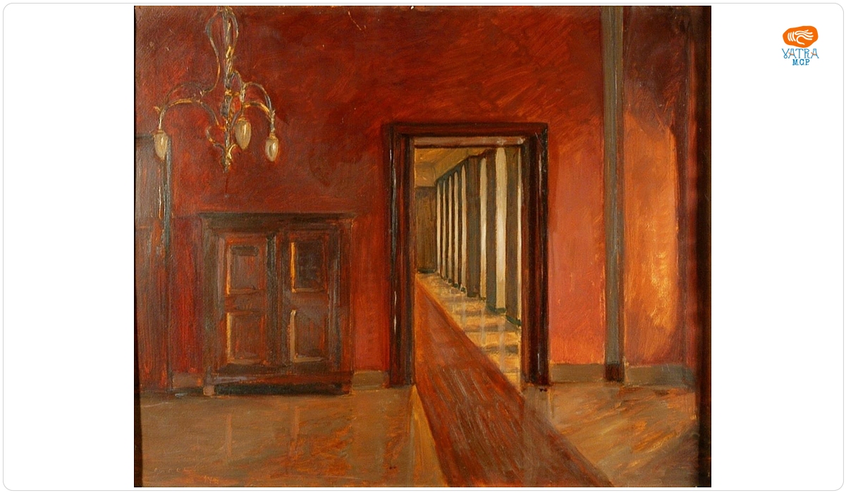 Salonul roșu cu candelabru