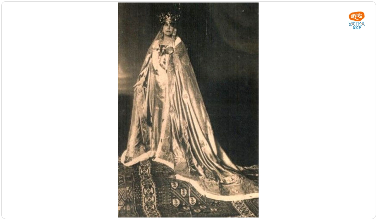 Regina Maria, la Încoronarea de la Alba Iulia