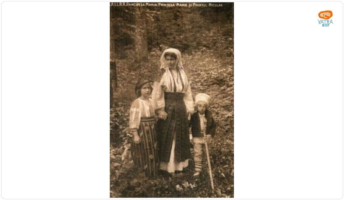 Principesa Maria a Românieie alături de copiii săi, Principesa Mărioara și Principele Nicolae