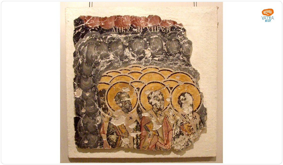Grup de ierarhi - pictură murală religioasă (fragment)