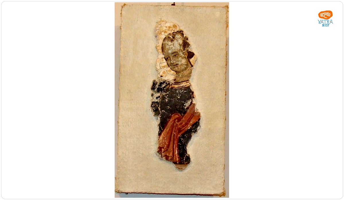 Figură de sfânt - pictură murală religioasă (fragment)
