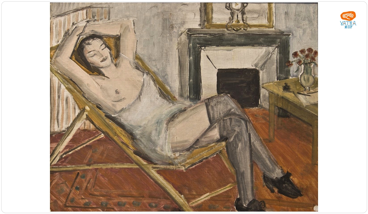 Femeie pe chaise-longue