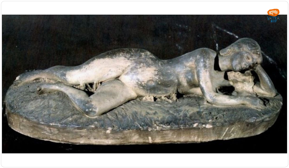Nud culcat