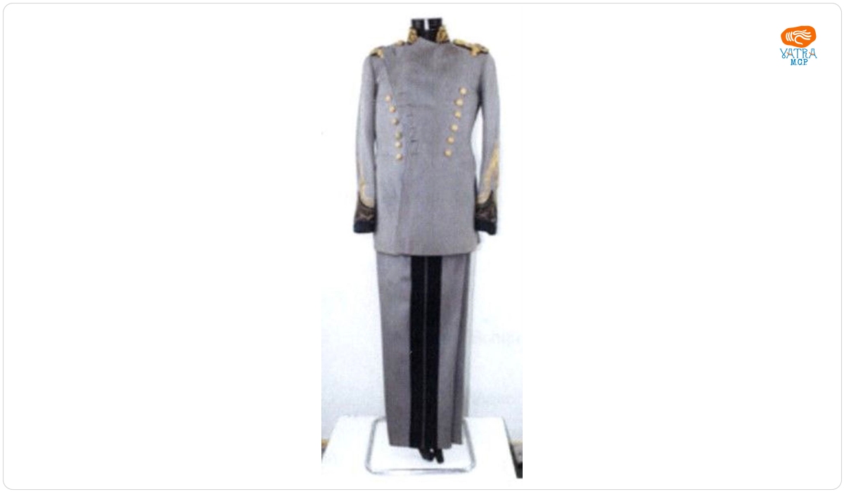 Uniformă de general de divizie, adjutant regal, Batalionul 4 vânători de munte