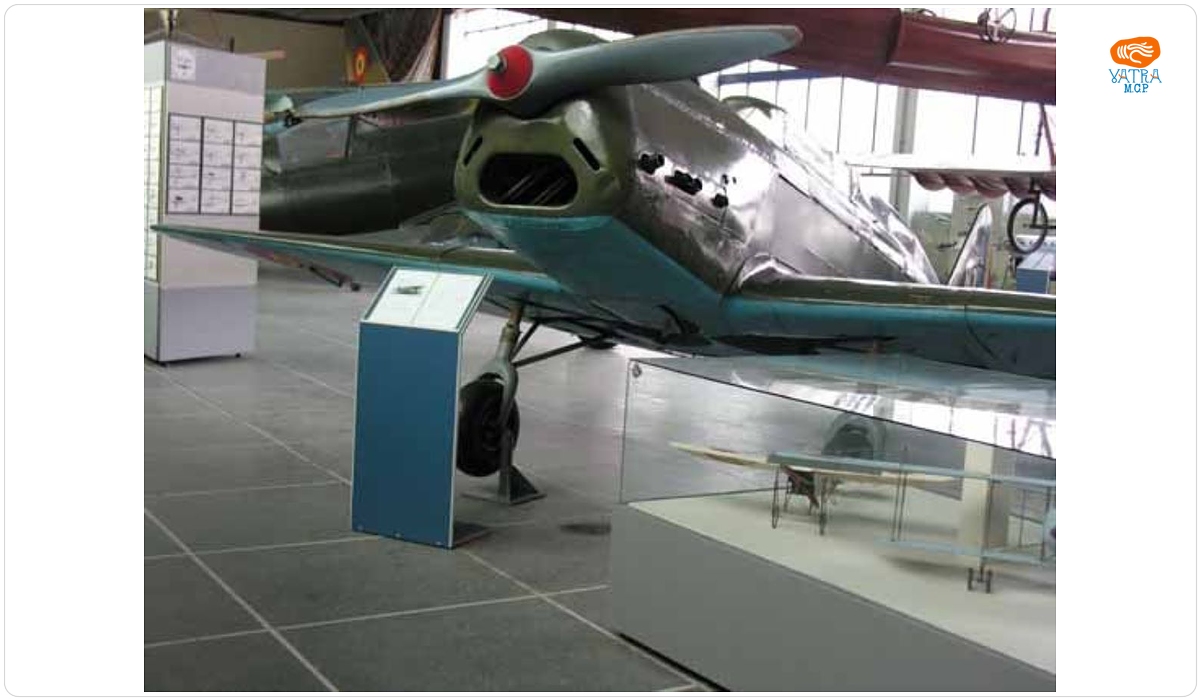 Avion I.A.R. Brașov