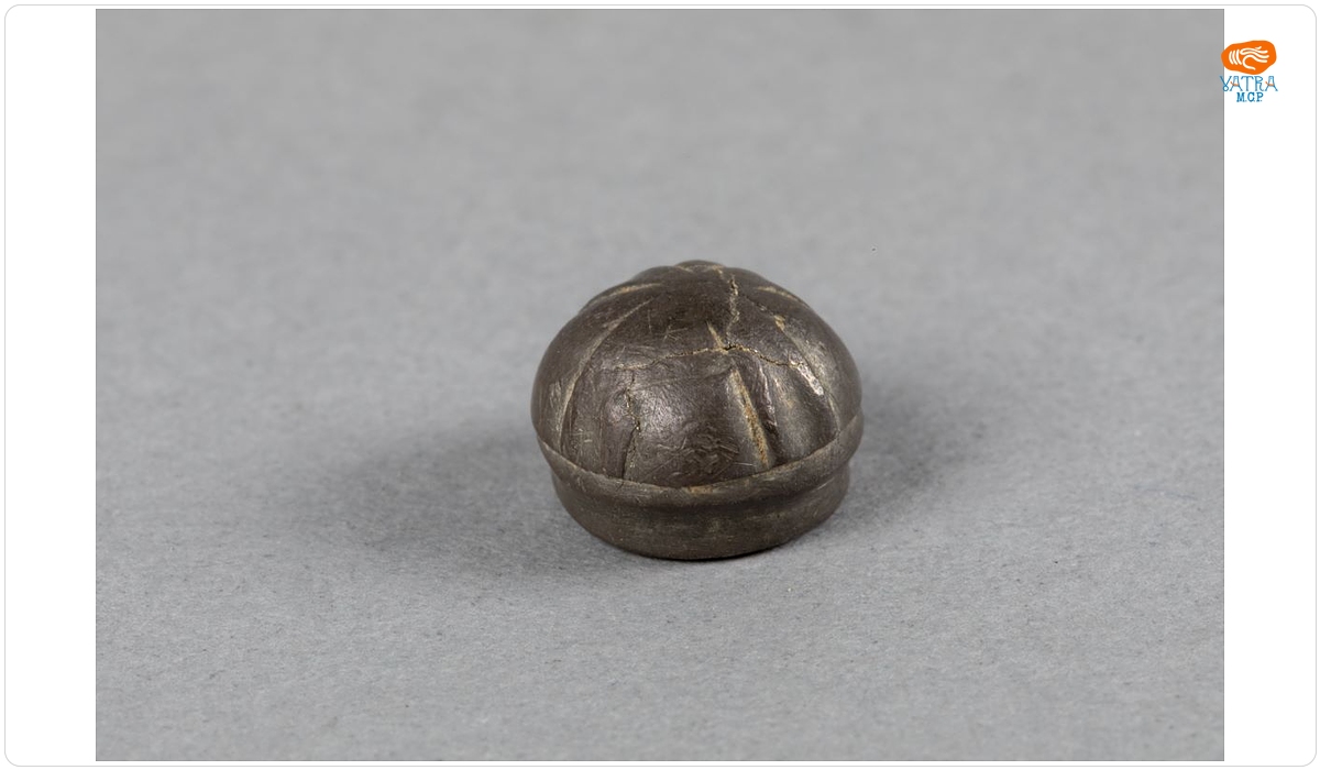 Buton decorativ de pinten