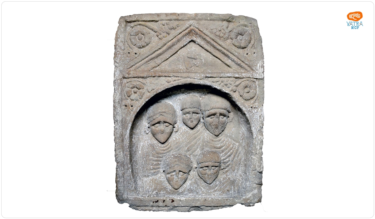 Stela funerară a unei familii de illyri