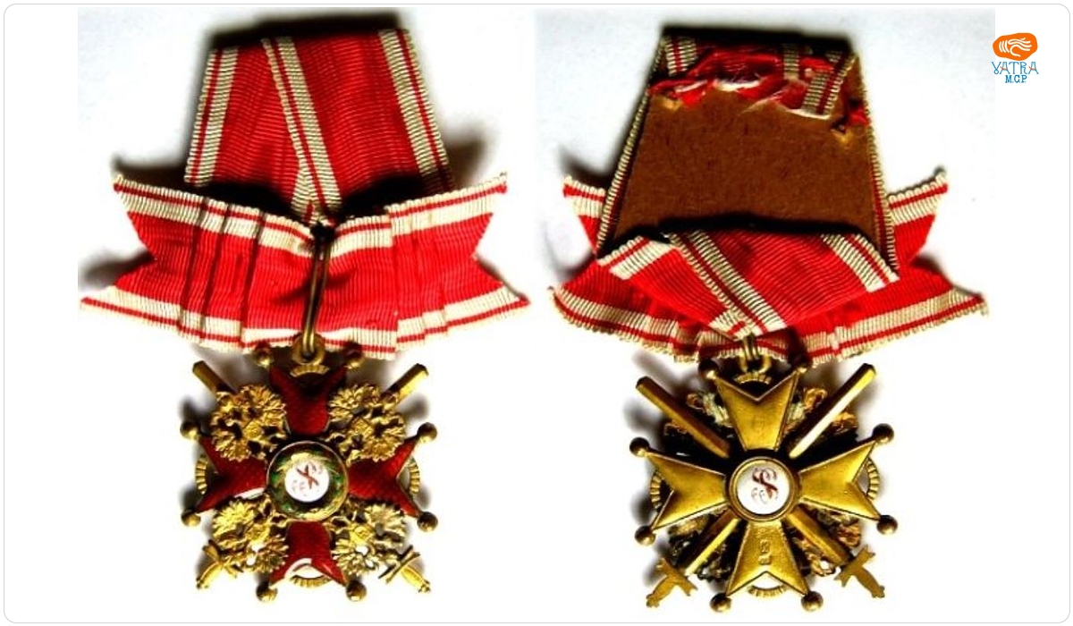 Ordinul rusesc Sfântul Stanislas model militar, de război, Clasa III-a cu spade și fundă pe panglică
