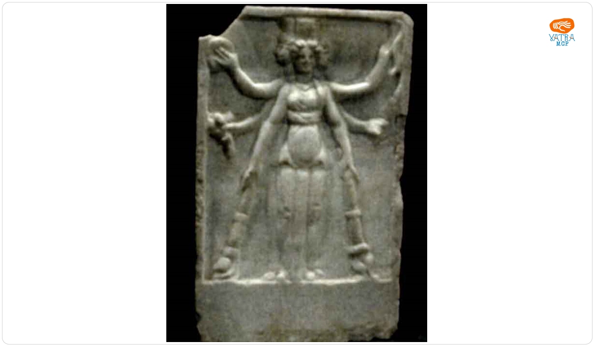 Hecate Triformis
