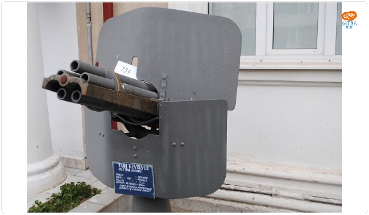 Tun revolver cu 5 țevi