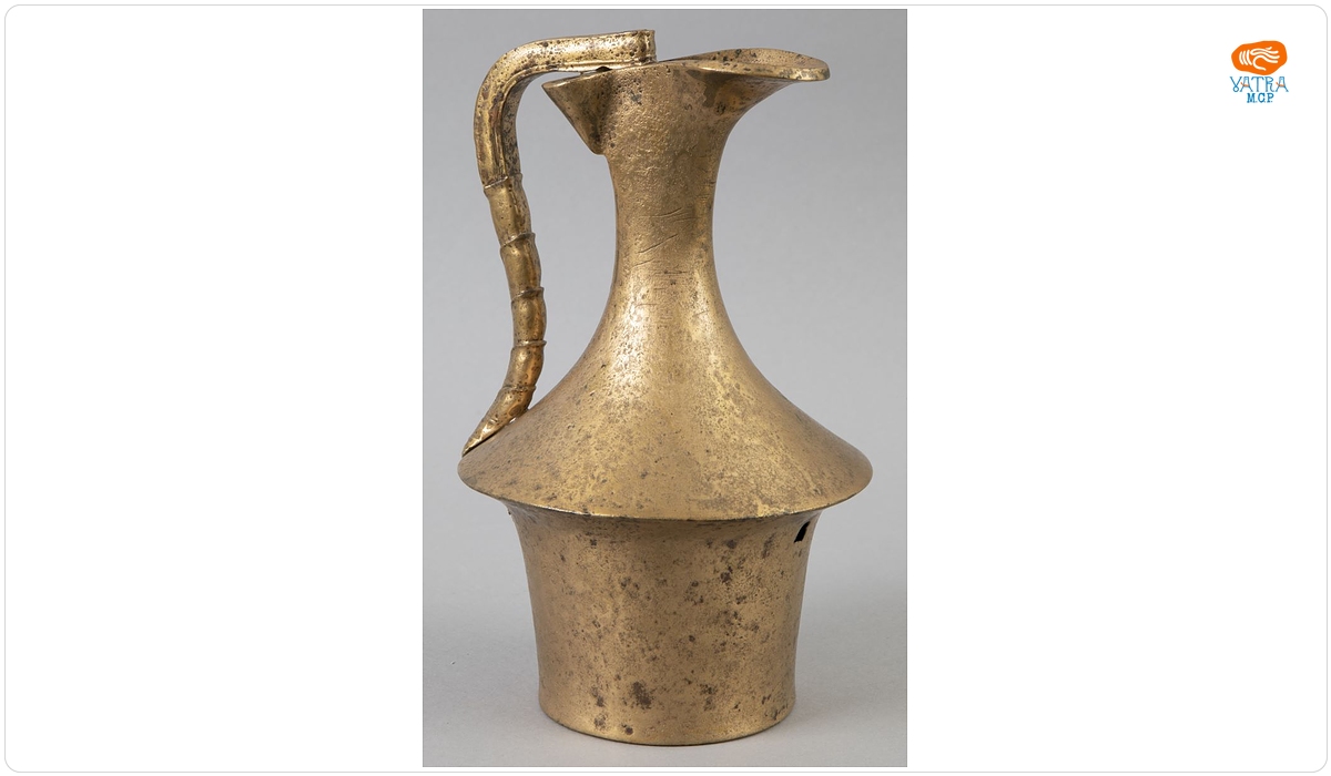 Cană de bronz (oenochoe)