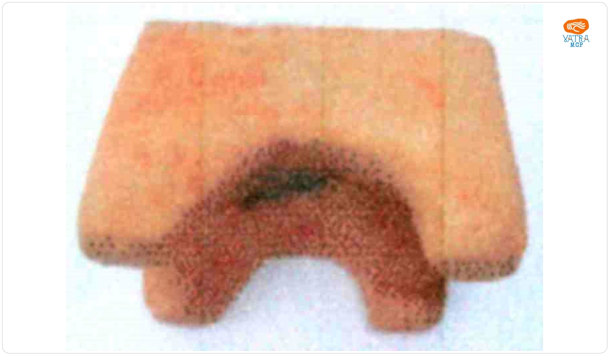 Masă miniaturală