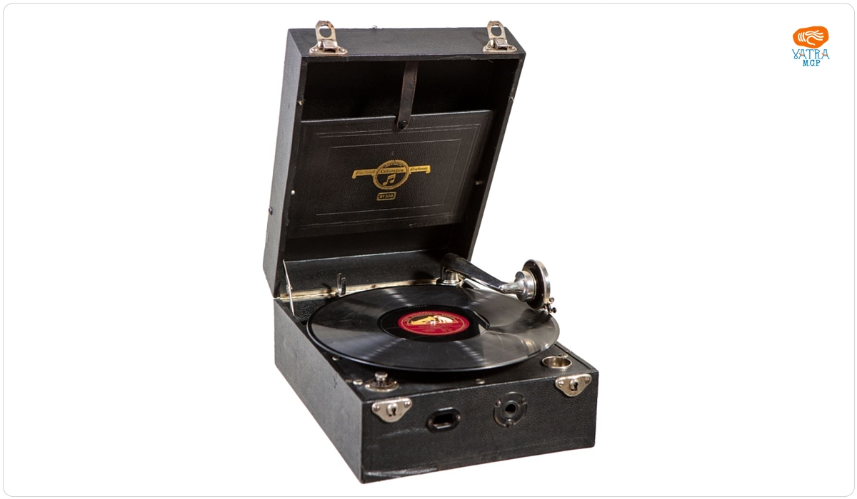 Columbia Graphophone Company — Patefon portabil