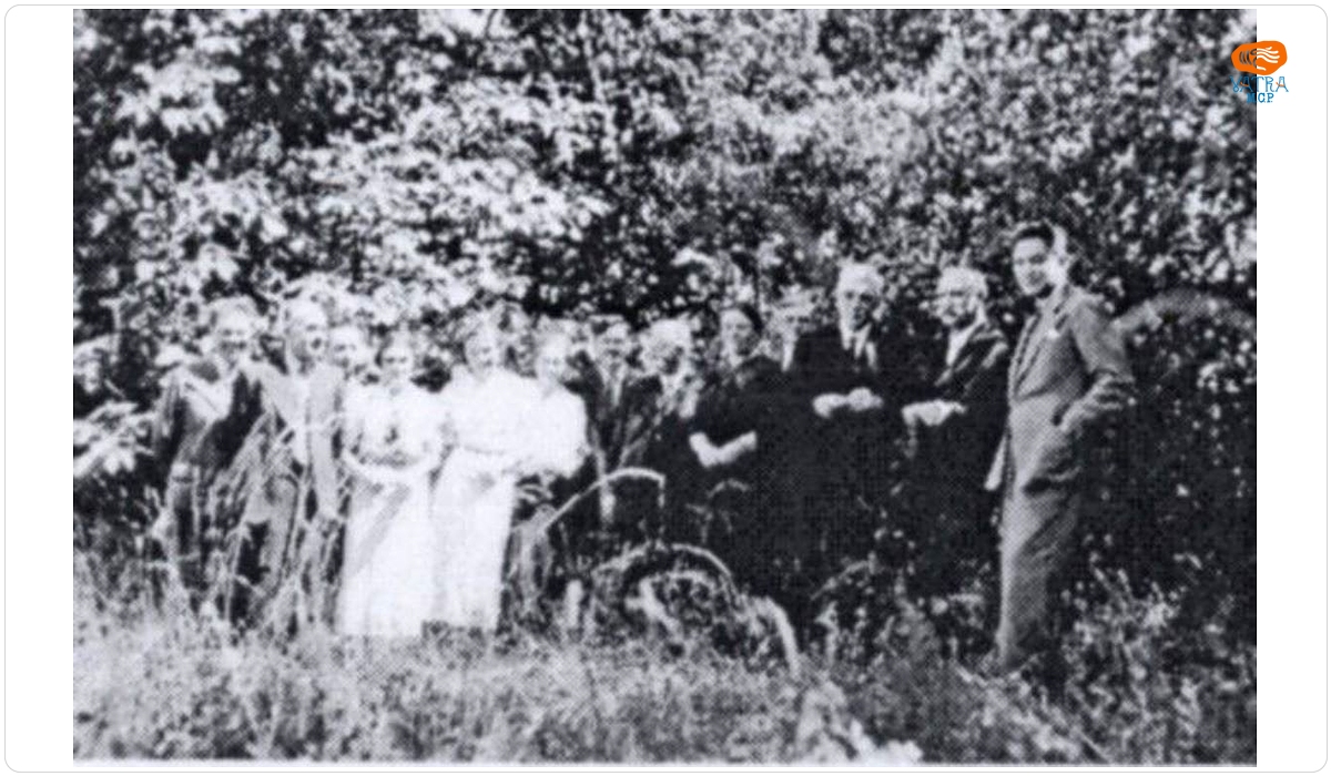 Prof. Ștefan Procopiu, prof. Petru Bogdan (chimist, academician) și prof. Gutton (1872-1963), chimist la Universitatea din Nancy, doctor Honoris Causa al Universității ”Al. I. Cuza” Iași în 1938