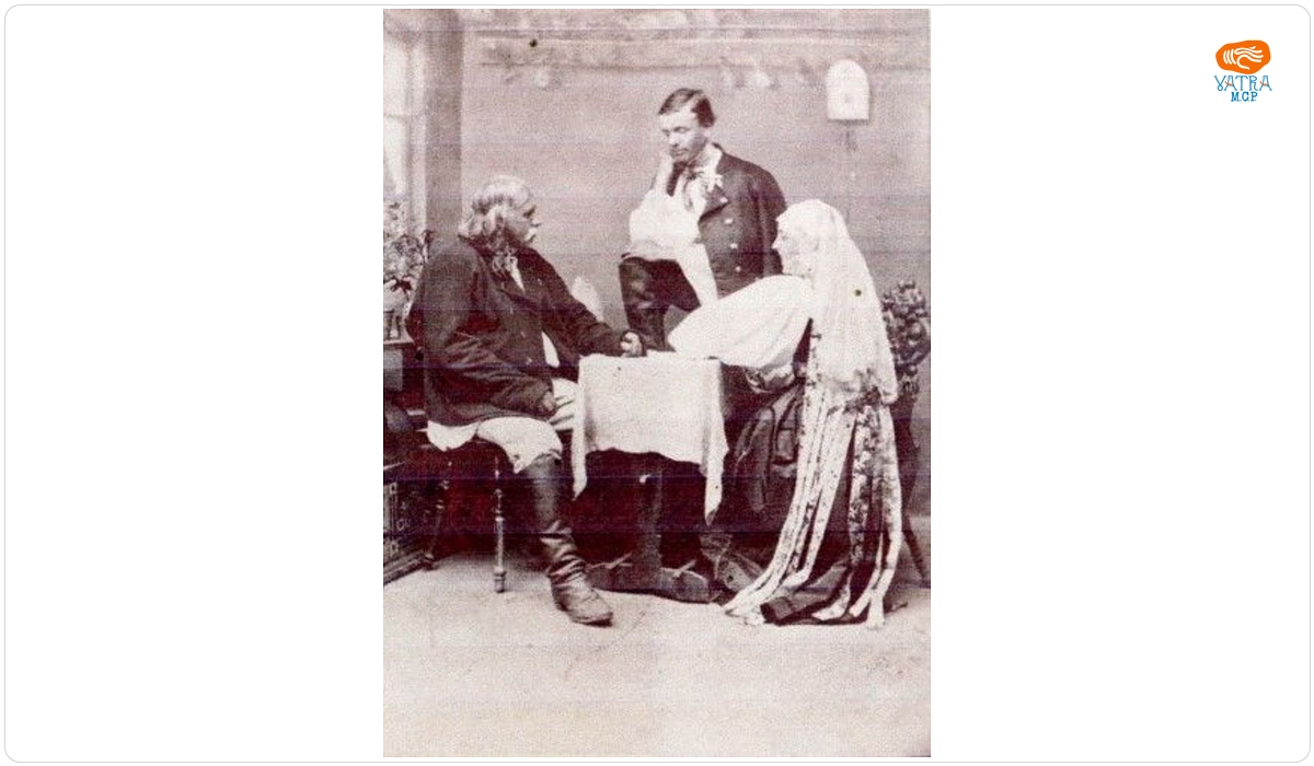 Kamilla Asbóth — Grup în costume săsești de sărbătoare din Roșia