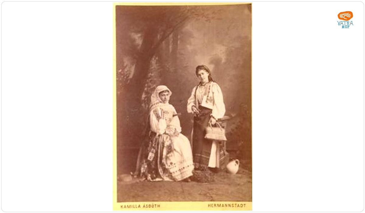 Kamilla Asbóth — Româncă și săsoaică în costume populare de sărbătoare