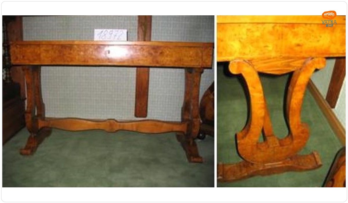 Masă stil Biedermeier