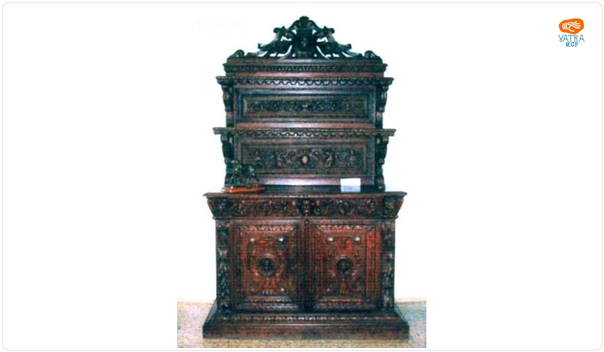 Dressoir cu două uși