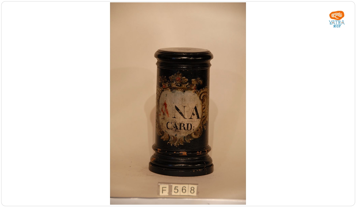Borcan de lemn, negru, signatura baroc