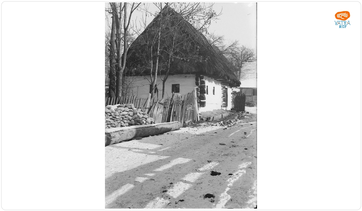 Casă țărănească din Arpașu de Jos, iarna.
