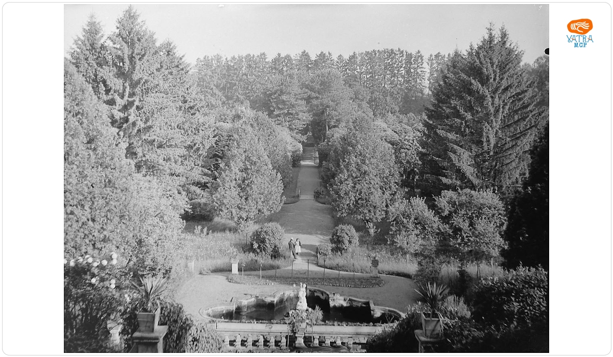 Parcul Palatului Brukenthal din Avrig.