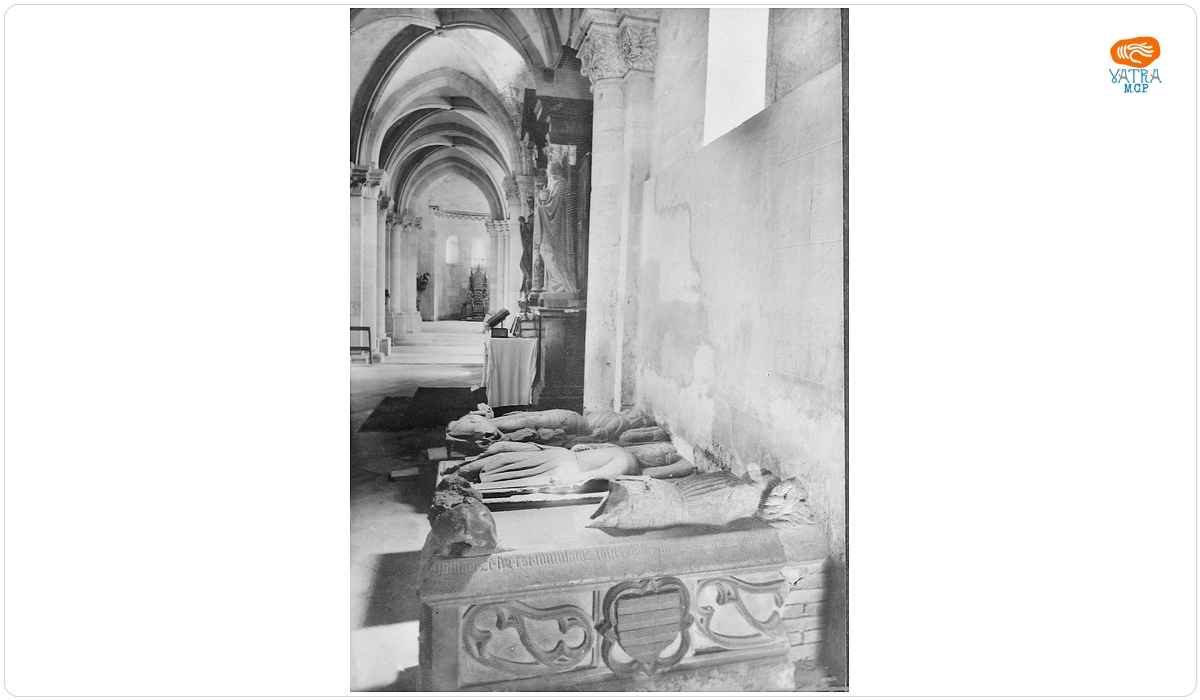 Catedrala Romano-Catolică din Alba Iulia - sarcofage