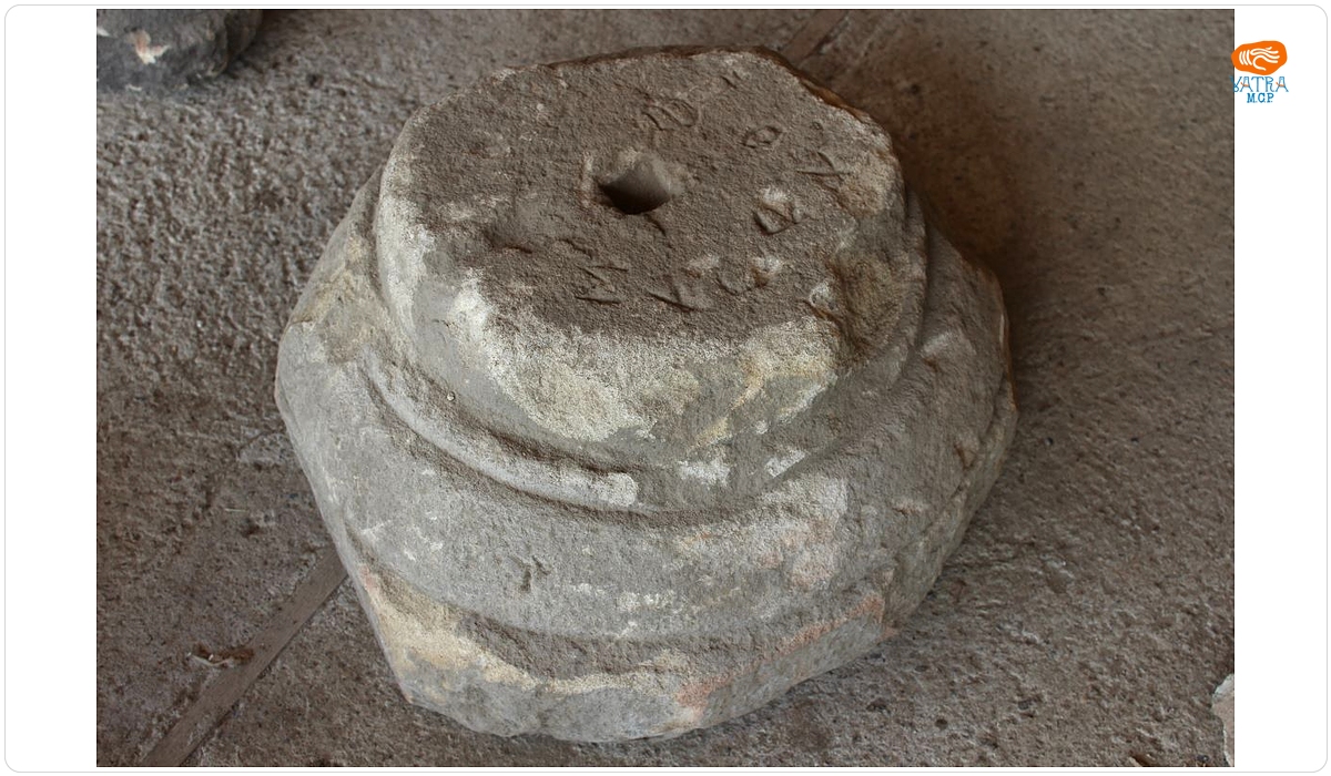 Bază de coloană