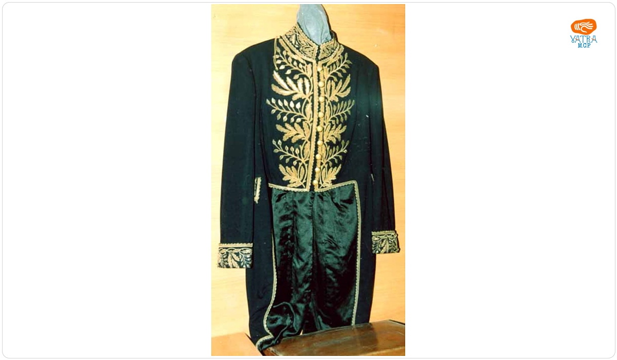 Costum de diplomat