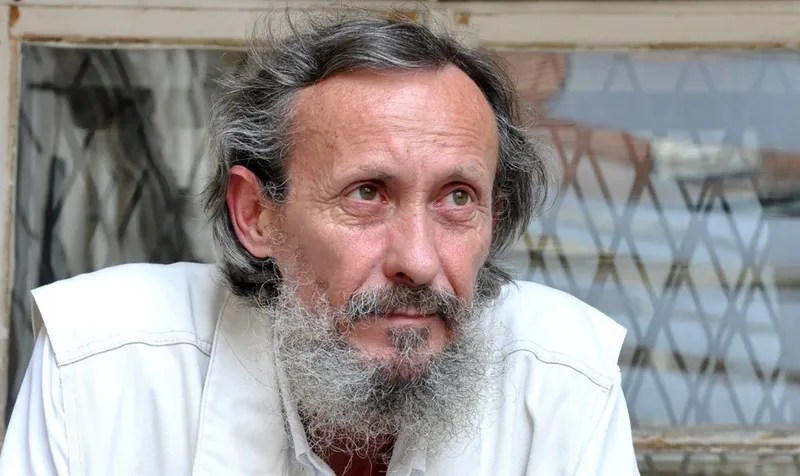 Ovidiu GULEŞ, sculptor