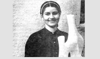 Ioana KASSARGIAN, sculptor